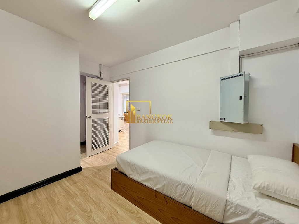 รูป Renovated 3 Bedroom Apartment For Rent in Phrom Phong - BR7300SA - รูปที่ 34/55