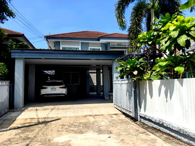 บ้านเดี่ยว โรงเรียนนานาชาติร่วมฤดี วิทยาเขตอนุบาล : ขายบ้านเดี่ยว เดอะแพลนท์ วงแหวน-รามอินทรา เนื้อที่ 80.1 ตรว. หลังริม ทำเลดี การเดินทางสะดวก ใกล้ทางด่วน ใกล้แฟชั่น ใกล้แจ๊สคู้บอน