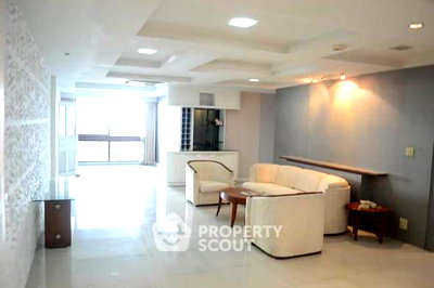 Condos for sale : 3-BR Condo at President Park Condominium near MRT Queen Sirikit National Convention Centre (ID 2713331)