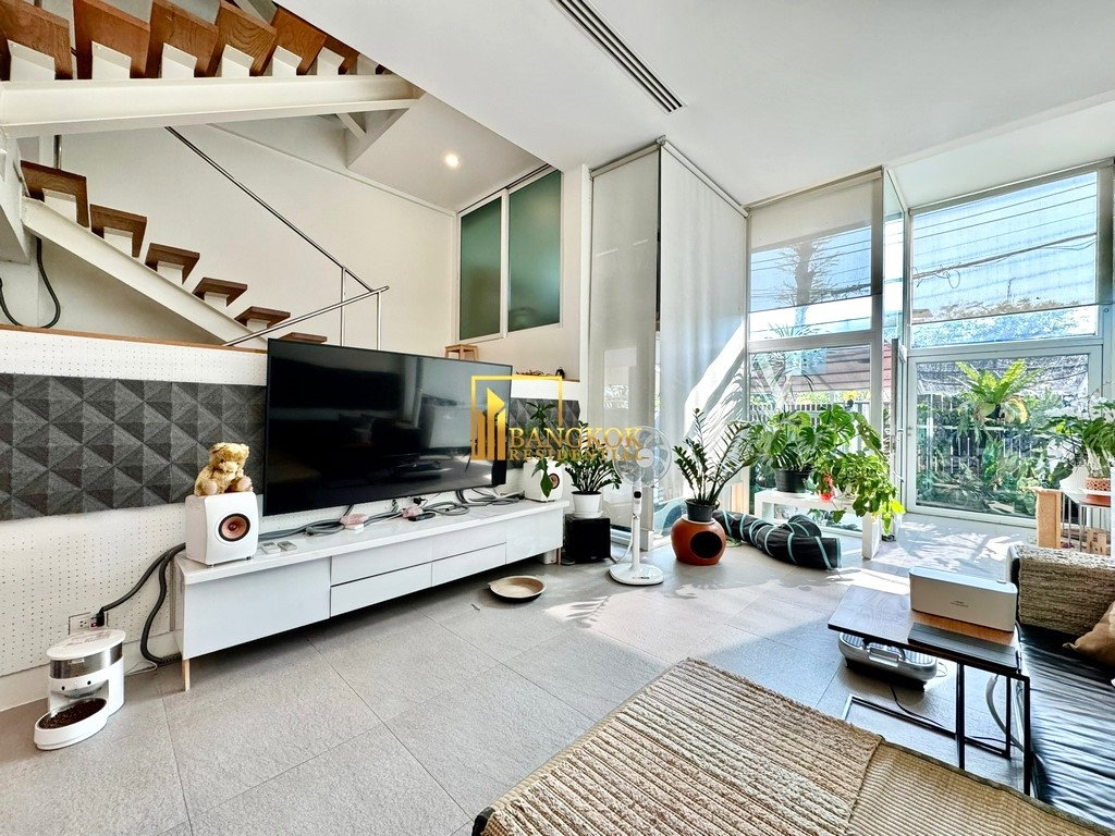 รูป Modern 2 Bedroom Townhouse For Sale in Rama 9 Area - BR49026TH - รูปที่ 2/29