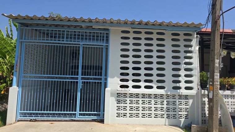 ให้เช่า บ้านรีโนเวทชั้นเดียว 2 ห้องนอน 1 ห้องน้ำ ขนาด 24 ตารางวา หมู่บ้านหรรษา ใกล้สำนักงานที่ดินเขตหนองแขม