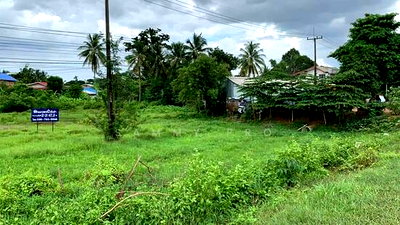 Land for sale : For sale, vacant land, good location, At Samat Subdistrict, Mueang Dis