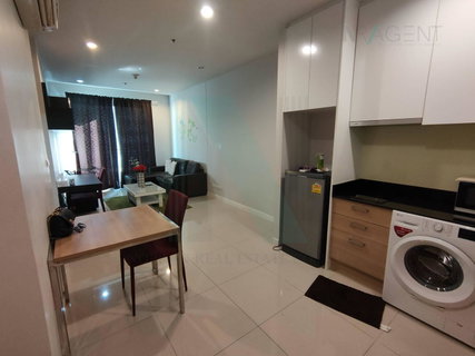 🚩 For sell condo CIRCLE CONDOMINIUM Building B, Floor 12,1 bed room, Room size 48 sqm