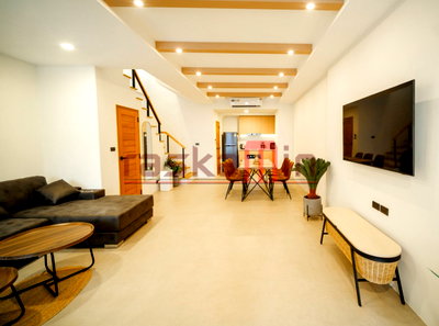 เช่าบ้านเดี่ยว อาร์ทอินพาราไดส์ พัทยา (พิพิธภัณฑ์ภาพจิตรกรรม 3 มิติ พัทยา)  : KT0283🏡เช่าบ้านนาเกลือ16🏖️ใกล้ชายหาด 400ม 3ห้องนอน 200ตรม พร้อมเฟอร์นิเจอร์