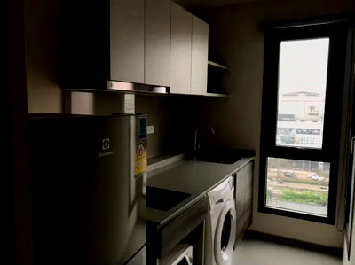 Condos for rent : 🔥🔥Urgent Available Room - 13500 THB for 27 Sq.M - Centric Ratchada-Huaykwang