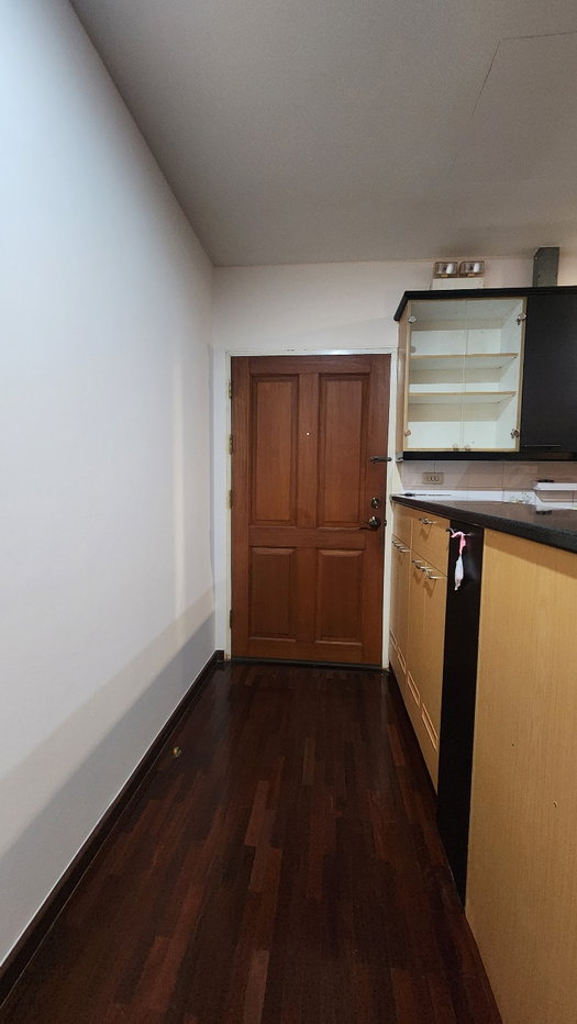 picture Elephant Tower Building C Floor 13 - 15/31