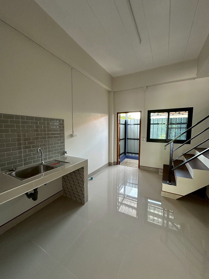 รูป ให้เช่า อาคารพาณิชย์ 2 ชั้น ใกล้วัดช่องแค โทร 089-567-9972 - รูปที่ 5/14