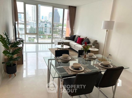 2-BR Condo at Fullerton Sukhumvit near BTS Ekkamai (ID 2705743)