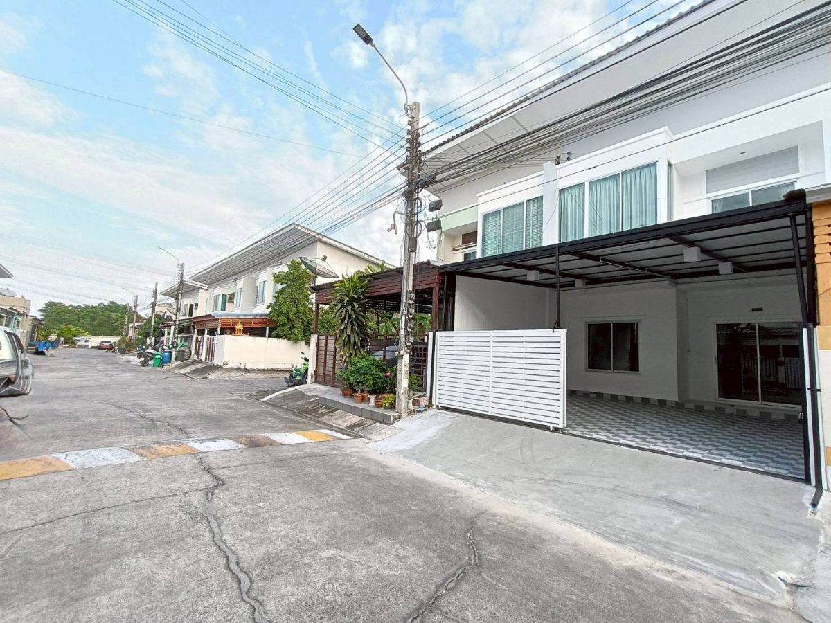 รูป ทาวน์เฮ้าส์ รีโนเวทใหม่ ทำเลดี หมู่บ้านราชพฤกษ์ ถนนฉลองกรุง61 แขวงลำปลาทิว เขตลาดกระบัง ใกล้สนามบินสุวรรณภูมิ - รูปที่ 5/23