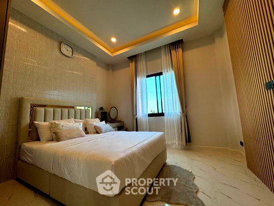 Houses for sale Prachaubkirikhan : 3-BR House in Hin Lek Fai (ID 2714232)