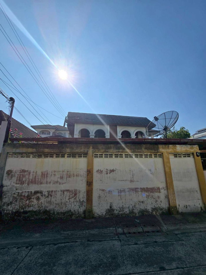 รูป ขายที่ดินแปลงสวย พร้อมบ้าน 2 ชั้น สุขุมวิท 65 ซ.ชัยพฤกษ์แยก10 ใกล้ BTS เอกมัย (N.2023) - รูปที่ 3/12