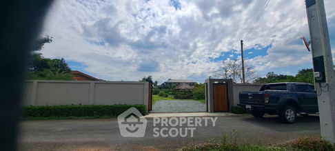 ที่ดินสำหรับปล่อยขาย 800 ตารางเมตร แถว ใกล้ เมืองพัทยา (ID 2715948)