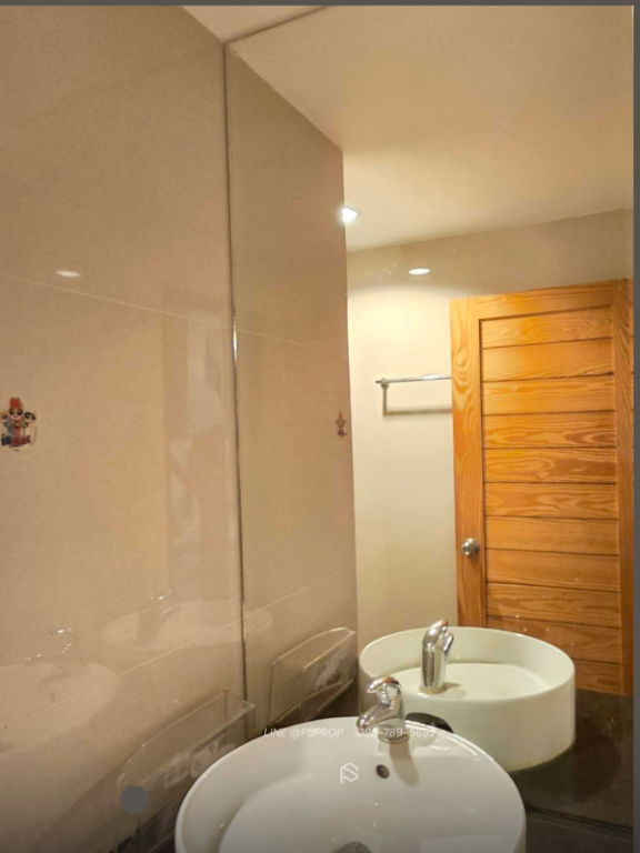 รูป คอนโดเช่าบางแสน ใกล้ ม.บูรพา ห้องสวยพร้อมอยู่ 𝗗𝟮 𝗕𝗮𝗻𝗴𝘀𝗮𝗲𝗻 𝗖𝗼𝗻𝗱𝗼𝗺𝗶𝗻𝗶𝘂𝗺 ✅ พร้อมเข้าอยู่  #CR0387 - รูปที่ 5/7