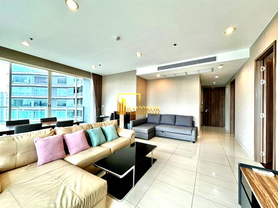 Condos for rent : Menam Residences | Prestigious 2 Bedroom Riverside Property - BR15424CD