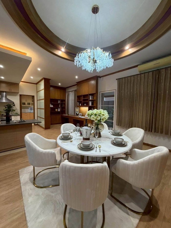 รูป ขายบ้านในโครงการ ATHENA กุลพันธ์ 14 เชียงใหม่ 5 ห้องนอน 6 ห้องน้ำ เฟอร์ครบ (H383) T.0946511456 - รูปที่ 2/13