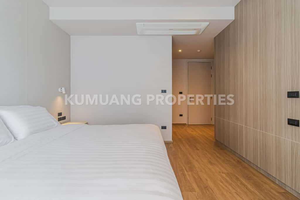 รูป ให้เช่าคอนโดหรู ห้องใหญ่ 210 ตร.ม. 3 ห้องนอน พร้อมเฟอร์นิเจอร์ ใกล้ย่านนิมมาน มหาวิทยาลัย - รูปที่ 3/42