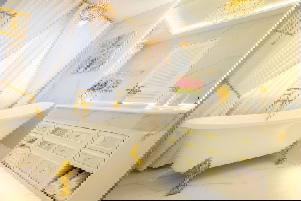 รูป 🏡 ให้เช่า Luxury Pool Villa 4 ชั้น ใกล้ Central EastVille / Crystal Park / CDC ✨ บ้านตกแต่งใหม่หรูหราทั้งหลัง พร้อมสระจากุซซี่ส่วนตัว - รูปที่ 12/15