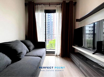 Condos for rent : 🔥 Centric Ratchada - Huai Khwang. Large room with balcony. Only 16,000. Interested? Add Line @255ghzjq. 🫶🏻✨