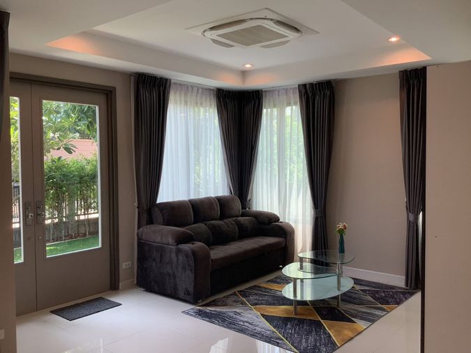 6-bed house for rent, 275 sqm, 60 sq wah, Passorn Songprapa