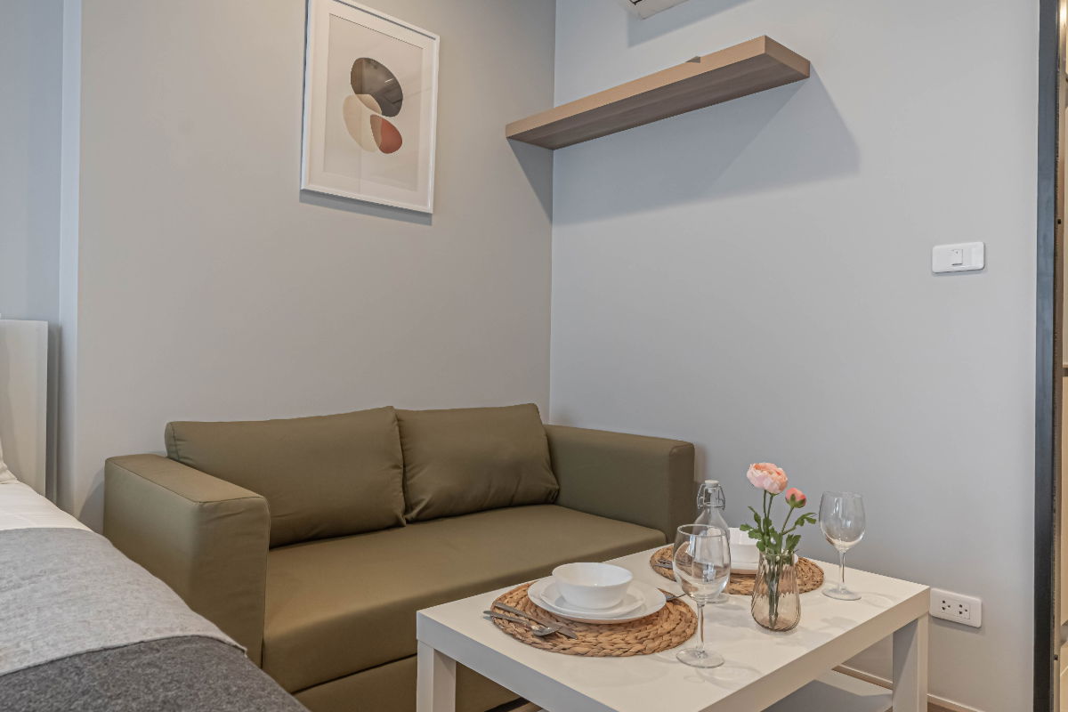 รูป ให้เช่า ✨Culture Thonglor✨ Studio ขนาด 25.5 ตรม 🥰ห้องเงียบ และวิวสวย❤️ เดินทางสะดวกใกล้ BTS ทองหล่อ และ เอกมัย 🚅 ใกล้แหล่งอำนวยความสะดวกมากมาย💕 - รูปที่ 5/9