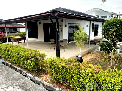 Houses for sale Thalang Phuket : Renovated 2-BR Villa with 1 Gbps Fiber Capacity 6094650