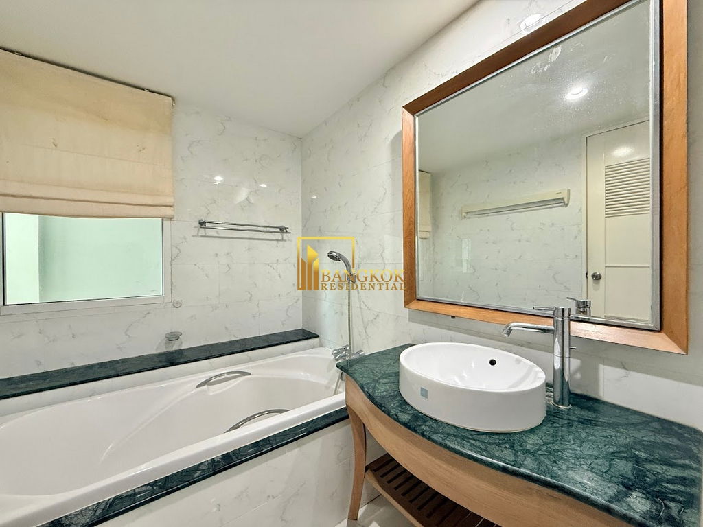 picture The Bangkok 61 | Charming 2 Bed Condo For Rent in Ekkamai - BR60834CD - 13/23