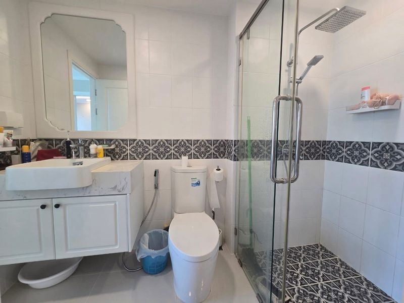 picture Resort-style condo with complete amenities at The Orient Resort & Spa. - 6/8