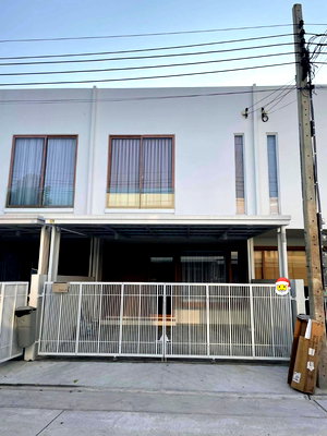 เช่าทาวน์โฮม นิคมบางปู : 🏡 ให้เช่าทาวน์โฮมสไตล์มินิมอล โครงการ Nora Bangna  3 ห้องนอน 2 ห้องน้ำ บ้านสวยพร้อมอยู่ เฟอร์ครบ #รับสัตว์เลี้ยงตัวเล็ก
