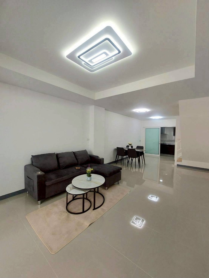 รูป ทาวน์เฮ้าส์ รีโนเวทใหม่ สไตล์มินิมอล ติดถนนเมน ค้าขายได้ หมู่บ้านพูนสินธานี 1 เคหะร่มเกล้า64  ซอยมีสทีน - รูปที่ 8/21