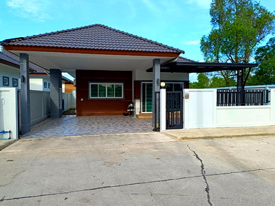 เช่าบ้านเดี่ยว หาดใหญ่ สงขลา : ให้เช่า บ้านเดี่ยวในโครงการ พิกัด บ้านพรุ หาดใหญ่ ขนาด 135 ตร.ม. 2 ห้องนอน เช่า 15,000 บาท