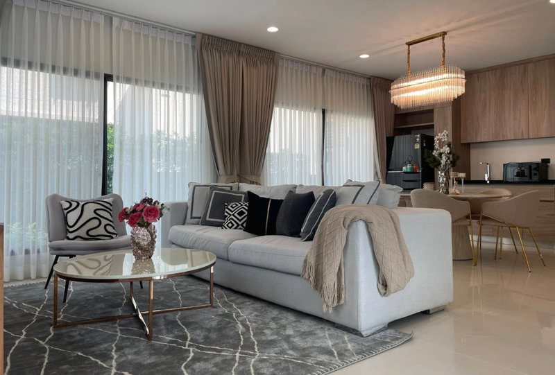 บ้านเดี่ยวให้เช่า : 4นอน4น้ำ พร้อมเข้าอยู่วันนี้! 238ตรม จอดรถได้3คัน Line id: @pfagent