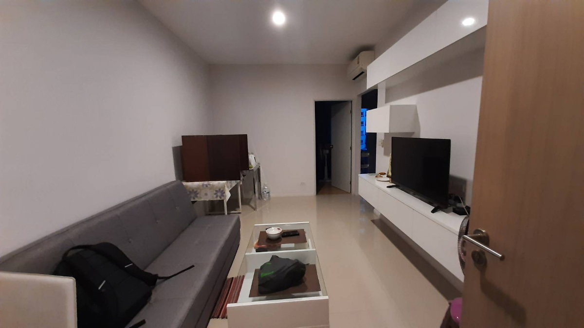 รูป ขายห้องพร้อมอยู่ ซีฮิลล์ คอนโด ศรีราชา /เฟอร์ครบ/ วิวสระว่ายน้ำ& ทะเล - รูปที่ 1/13