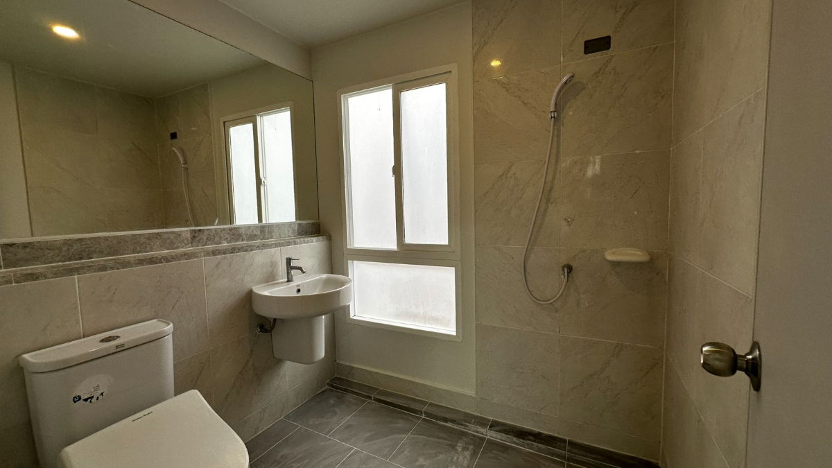 รูป 🔥 บ้านเดี่ยว 4 ห้องนอน ราคาเพียง 5 ล้านต้นๆ  📍 โครงการ Q District สุขสวัสดิ์ – วงแหวนพระราม 3 - รูปที่ 12/16