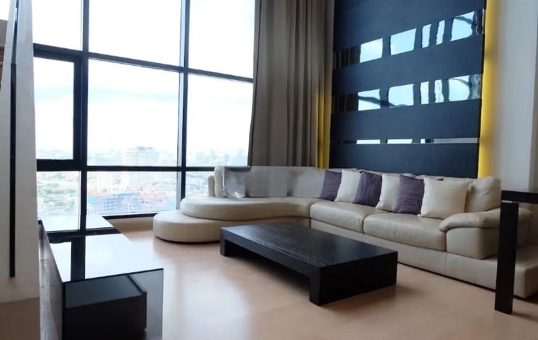 SL098/ให้เช่าคอนโดหรู โครงการ Urbano Absolute Sathorn–Taksin