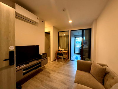 Condos for rent Central General Hospital : 🚆 Next to BTS Sai Yud! So Origin Phahol 69 Station | 30 sqm | Separate Kitchen | Fully Furnished with Washing Machine | 15,000 THB/Month ✨