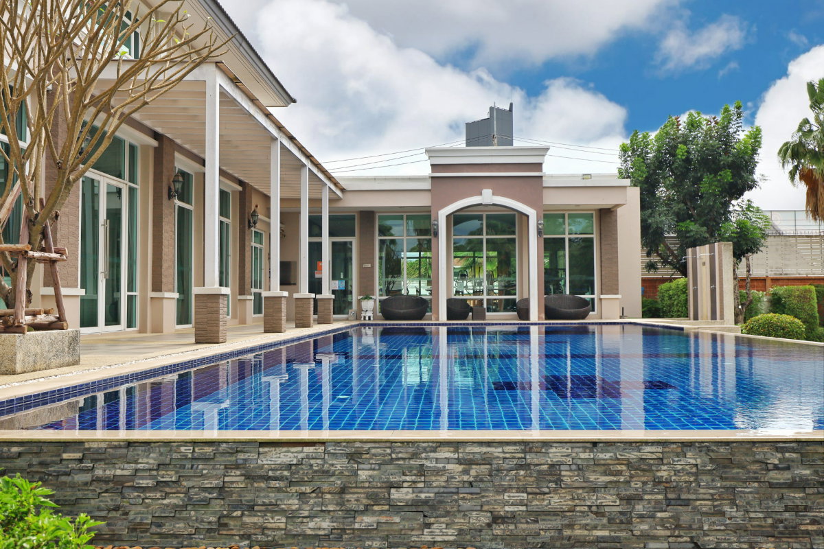 รูป ปรับราคาใหม่! ขายบ้านหรู แกรนด์ บางกอก บูเลอวาร์ด สาทร (Grand Bangkok Boulevard Sathorn) ถ.กัลปพฤกษ์ แปลงมุม 101.3 ตร.ว. แต่งครบ พร้อมอยู่ - รูปที่ 49/51