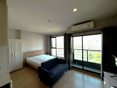 Condos for rent : Condo for rent, Lumpini Park Phahon 32, near BTS Ratchayothin.