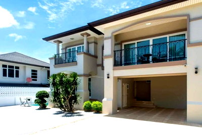 เช่าบ้านเดี่ยว ถนนทุ่งกลม-ตาหมัน : 4 Bedroom Pool Villa for Rent in East Pattaya