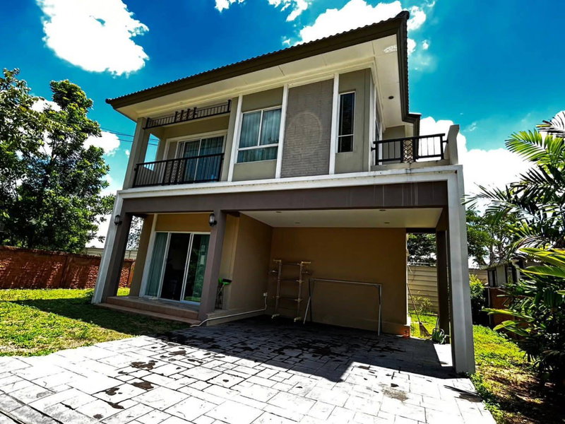 บ้านเดี่ยวให้เช่า : บ้านว่างพร้อมเข้าอยู่ บ้านเดี่ยว 2 ชั้น หมู่บ้านภัสสร เชียงใหม่ โซนสันกำแพง 3 ห้องนอน 3 ห้องน้ำ (R947) T.0946511456