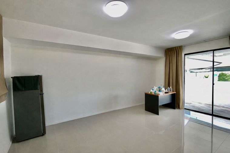 3-bed townhouse for sale, 110 sqm, 18.9 sq wah, Pleno Ramintra