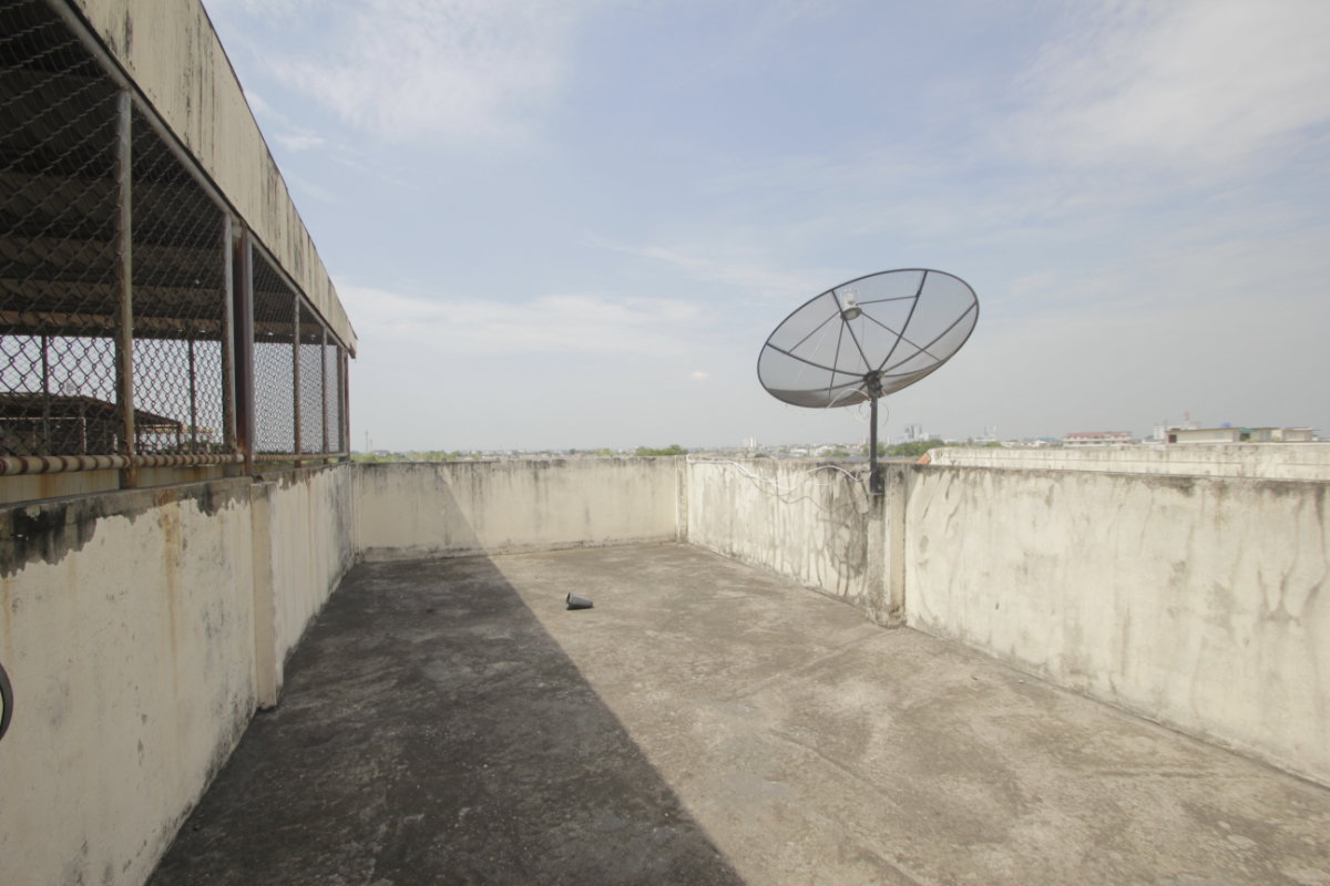 รูป อาคารพาณิชย์สุขสวัสดิ์ประชาอุทิศ สุขนิเวศน์2 สุขสวัสดิ์64 ประชาอุทิศ33 ห้องมุม ริมถนนเมนหน้าโครงการ อยู่อาศัย ค้าขาย ทำสำนักงาน 3ชั้น ใกล้สะพานภูมิพล - รูปที่ 28/32