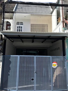 รูปภาพ 🏡 ให้เช่าทาวน์โฮม 2 ชั้น หมู่บ้านเสนาวิลล่า84 แฮปปี้แลนด์ ซอย 23 2 ห้องนอน 2 ห้องน้ำ รีโนเวทใหม่ทั้งหลัง ทำเลบางกะปิ พร้อมอยู่!