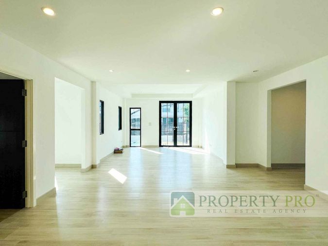 4-bed house for sale, 184 sqm, 102 sq wah, Chaiyapruek Ramintra