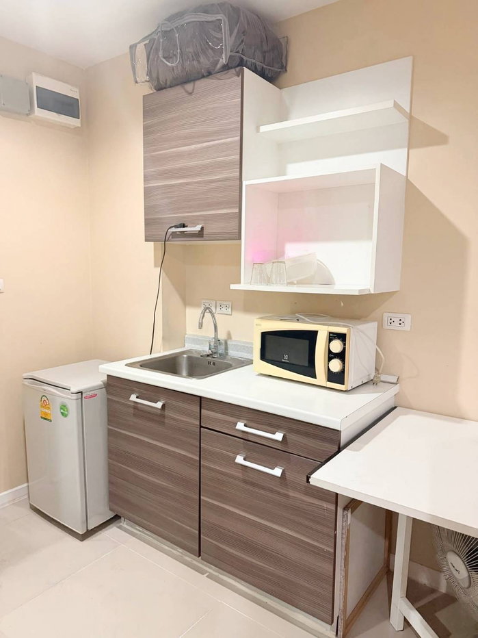 รูป ให้เช่าคอนโด Sense of London สุขุมวิท109 เฟอร์ฯครบพร้อมอยู่ (มีเครื่องซักผ้า) ทำเลดีเดินทางสะดวก ใกล้รถไฟฟ้า BTS แบริ่ง (700เมตร) - รูปที่ 5/9