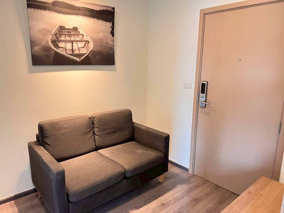 รูป ขายห้องสภาพดี ราคาถูก ทำเลทอง ราคาถูก ใกล้ ARL และ MRT สายสีเหลือง สถานีหัวหมาก และม.แสตมฟอร์ด @ บลิซ คอนโดมิเนียม พระราม 9-หัวหมาก - รูปที่ 2/8