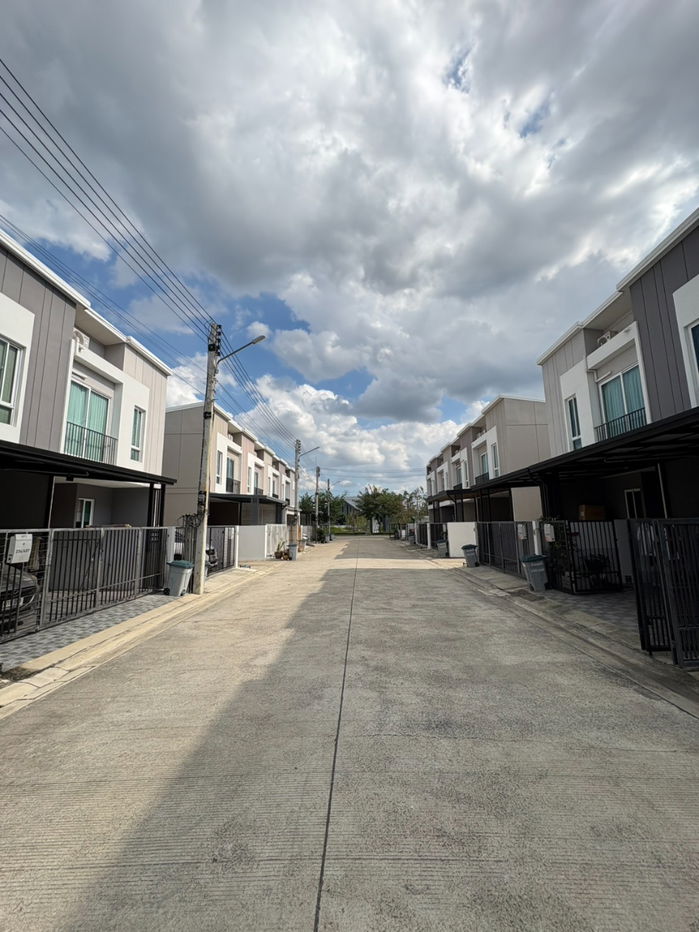 รูป ขายทาวน์โฮม 2 ชั้นโครงการซิตี้เซนส์ราชพฤกษ์ 345 สภาพสวยพร้อมอยู่ ใกล้คลับเฮาส์ ต่อเติมครัวและโรงจอดรถแล้ว - รูปที่ 9/15