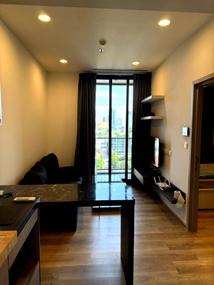 Condos for rent : For Rent Condo OKA HAUS SUKHUMVIT 36 Building 1, Floor 12,1 bed room, Room size 34 sqm
