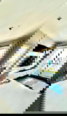 คอนโดให้เช่า : ว่างพร้อมอยู่! Q Asoke . 1นอน 45ตร.ม. Line id: @pfagent