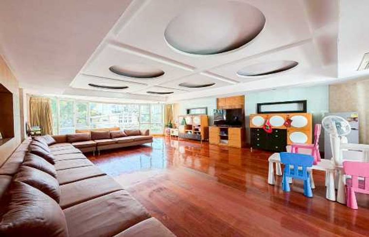 9-bed house for sale, 1800 sqm, 195 sq wah, Khlong Toei
