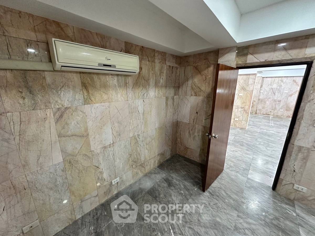 รูป คอนโด 1-ห้องนอน ที่ จอมเทียน ยอร์ช คลับ วัน ใกล้ เมืองพัทยา (ID 2720315) - รูปที่ 16/20
